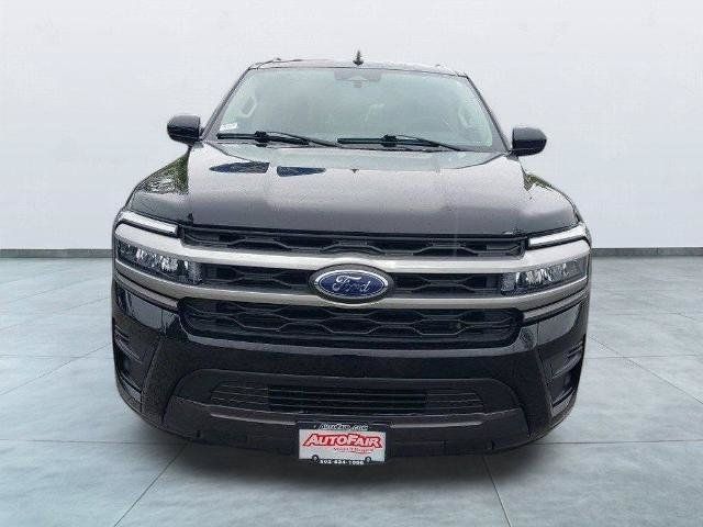 Certified 2024 Ford Expedition XLT AWD/4WD image 2