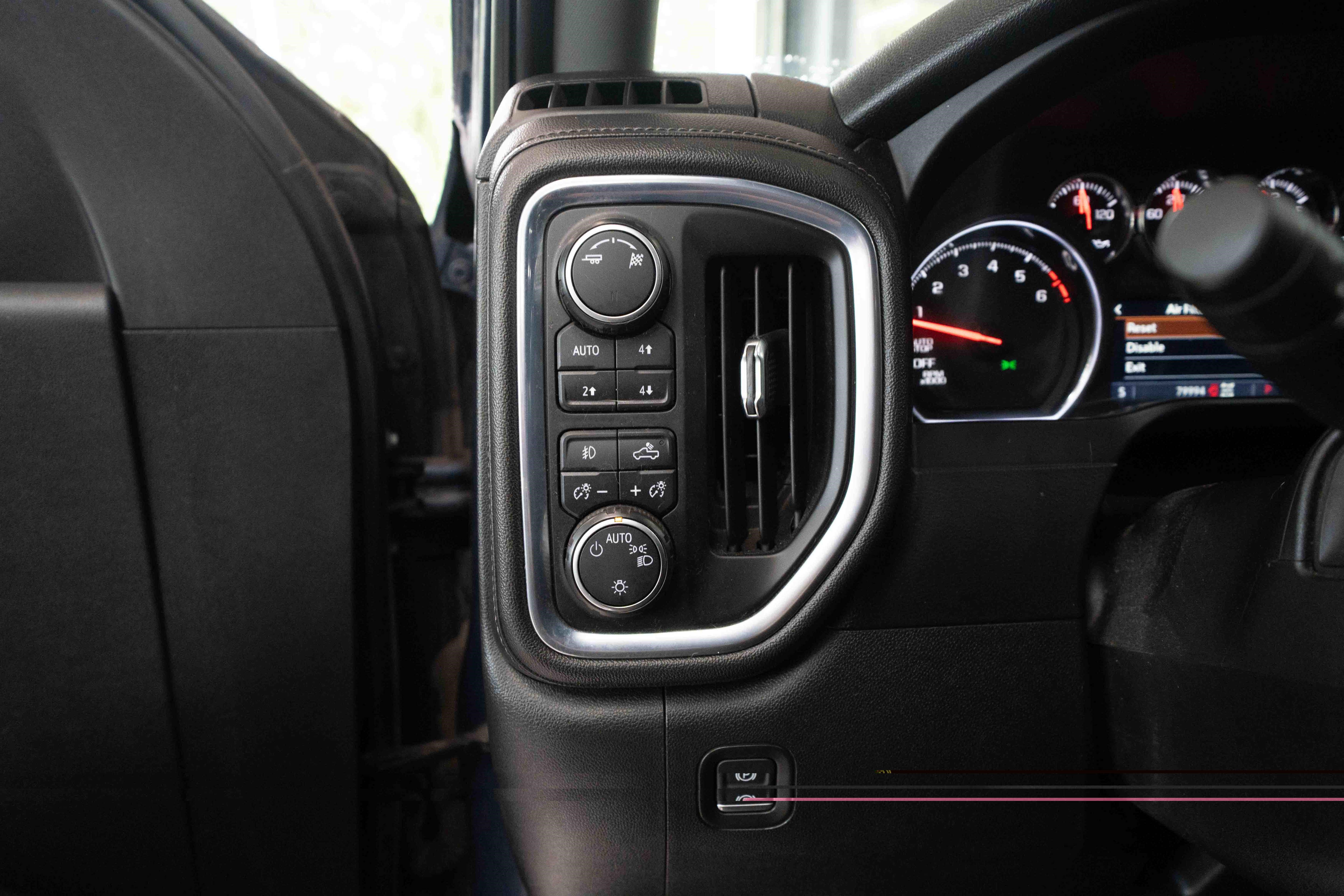 Used 2019 Chevrolet Silverado 1500 RST w/ All-Star Edition AWD/4WD image 11