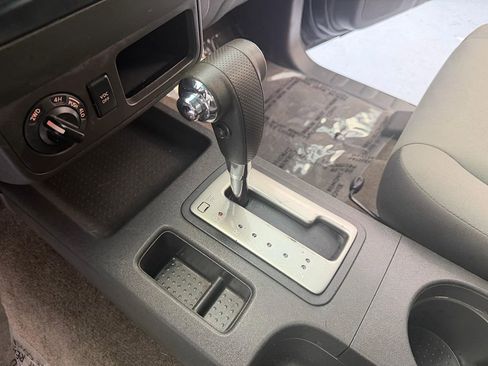 Used 2011 Nissan Xterra S image 20