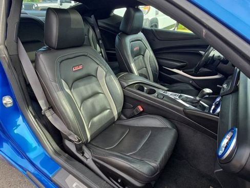Used 2016 Chevrolet Camaro SS RWD image 14