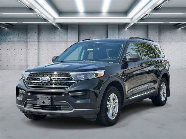 Used 2023 Ford Explorer XLT AWD/4WD image 1