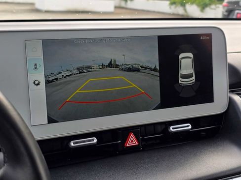 Used 2024 Hyundai Ioniq 5 SEL image 28