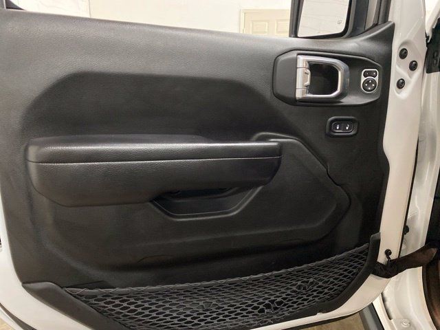 Used 2024 Jeep Wrangler Unlimited AWD/4WD image 15