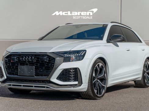 Used 2023 Audi RS Q8 image 3