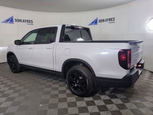Used 2024 Honda Ridgeline Black Edition image 4