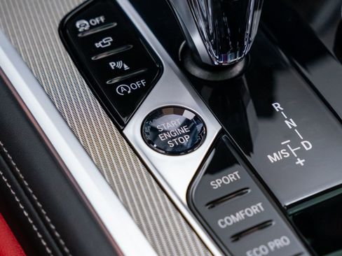 Certified 2025 BMW 840i xDrive w/ M Sport Professional Package image 21