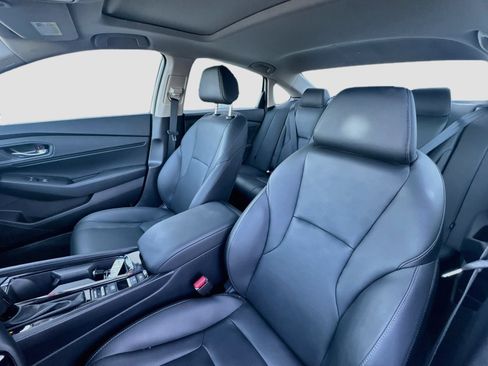 Used 2025 Honda Accord EX-L image 17
