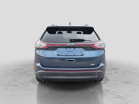Used 2018 Ford Edge SE FWD image 7