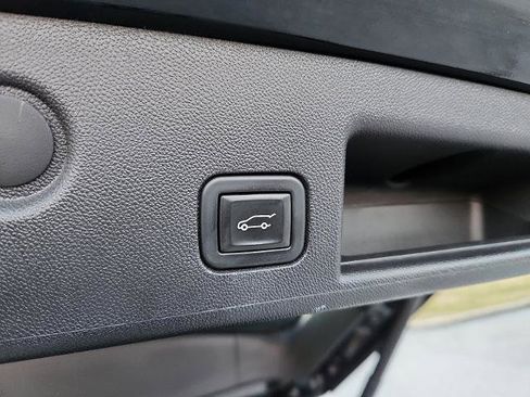 Certified 2023 Chevrolet Equinox RS image 27