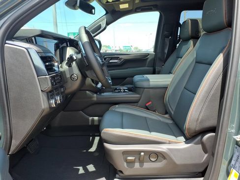 New 2026 GMC Yukon AT4 w/ AT4 Preferred Package AWD/4WD image 11