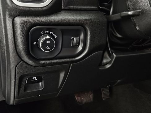 Used 2023 RAM 1500 Big Horn AWD/4WD image 21