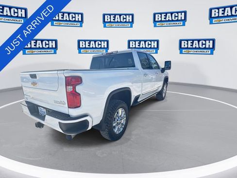 Used 2024 Chevrolet Silverado 3500 High Country w/ High Country Premium Package AWD/4WD image 7