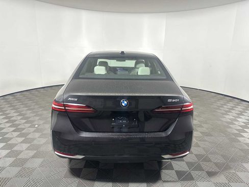 New 2026 BMW 530i xDrive image 2