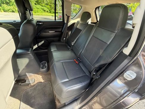 Used 2014 Jeep Compass Latitude AWD/4WD image 28