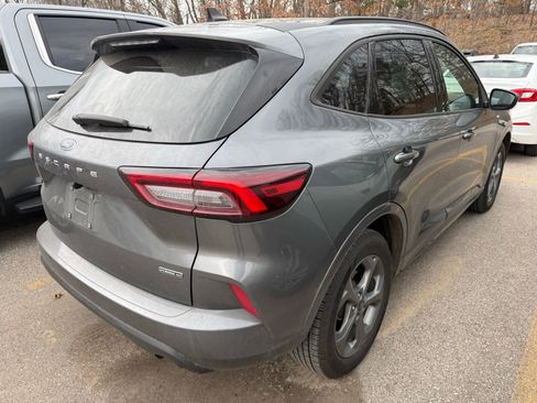 Used 2023 Ford Escape ST-Line Select image 2