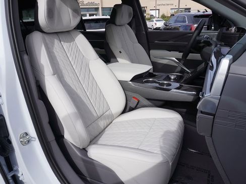 New 2026 Cadillac Escalade IQL Luxury image 12