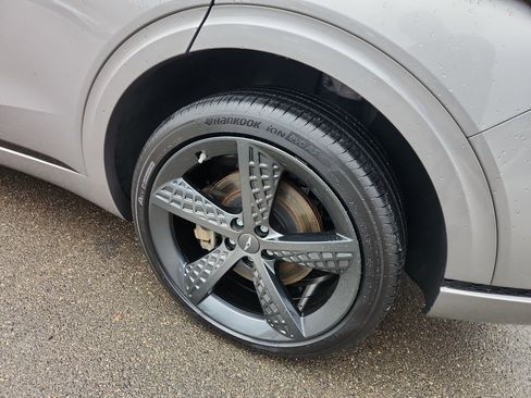 Used 2022 Genesis GV70 3.5T Sport w/ Sport Prestige Package image 59