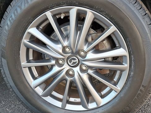 Used 2017 MAZDA CX-5 Touring w/ Preferred Equipment Package image 8