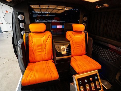 Used 2021 Mercedes-Benz Metris Passenger image 57