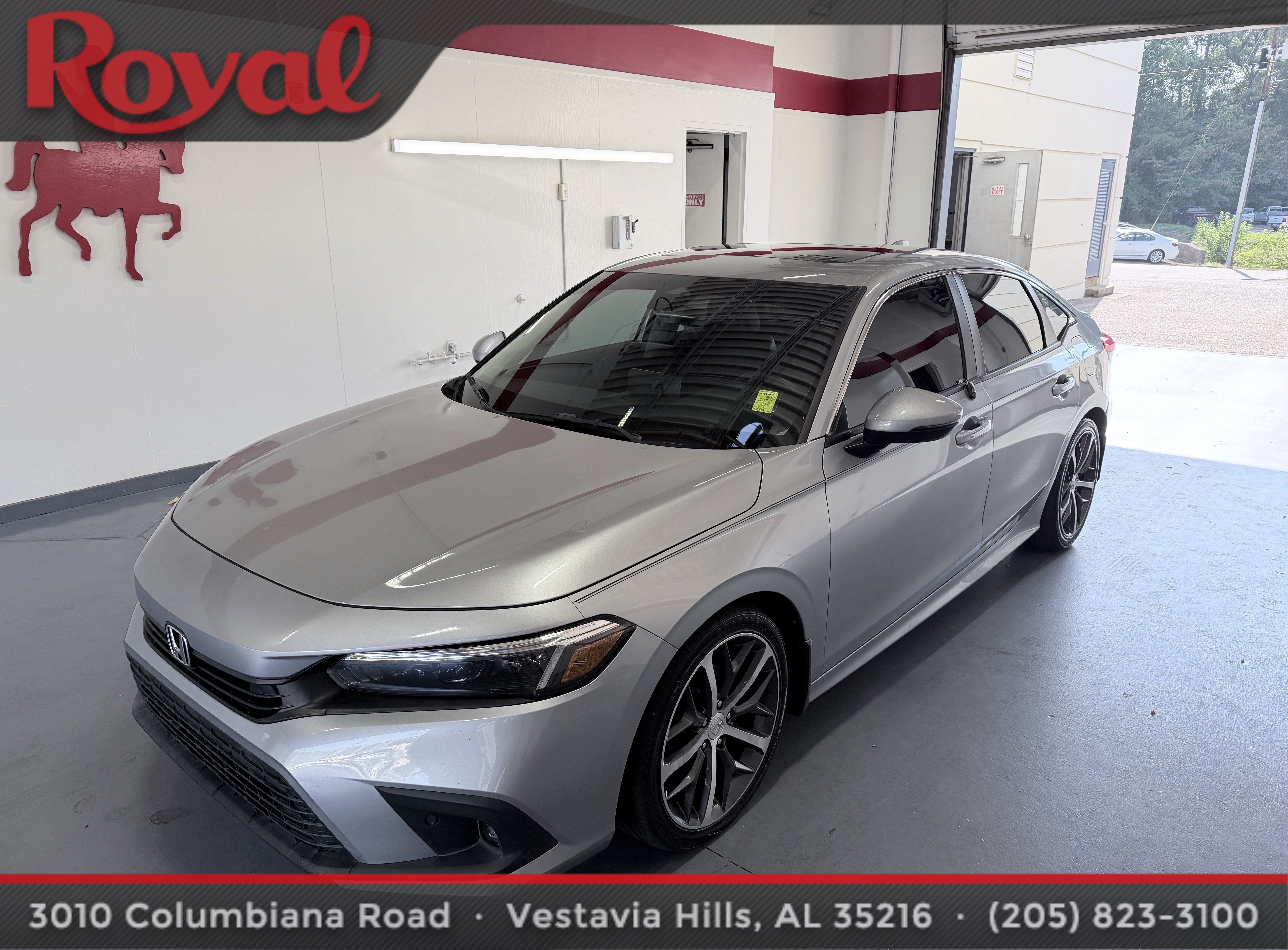 Used 2022 Honda Civic Touring image 1