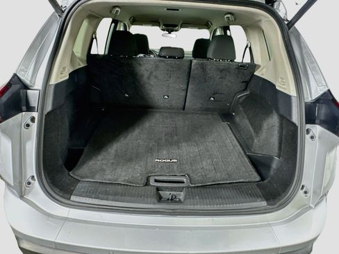 Used 2025 Nissan Rogue SV AWD/4WD image 27