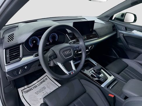 Used 2024 Audi Q5 2.0T Prestige AWD/4WD image 9