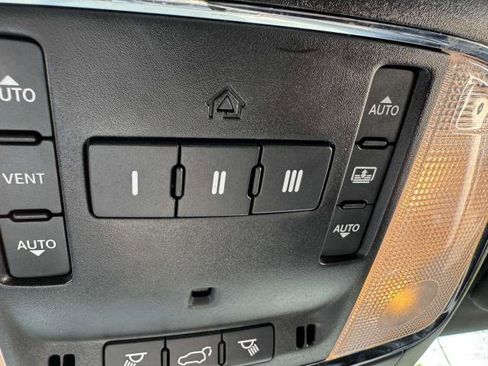 Used 2021 Jeep Grand Cherokee Limited w/ Quick Order Package 2GK 80th image 17