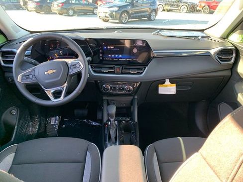 New 2026 Chevrolet TrailBlazer LT w/ Convenience Package image 15