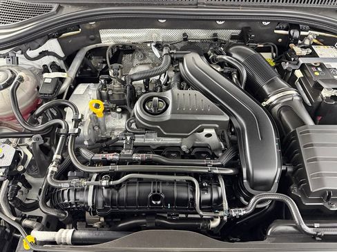 Used 2025 Volkswagen Jetta Sport FWD image 34