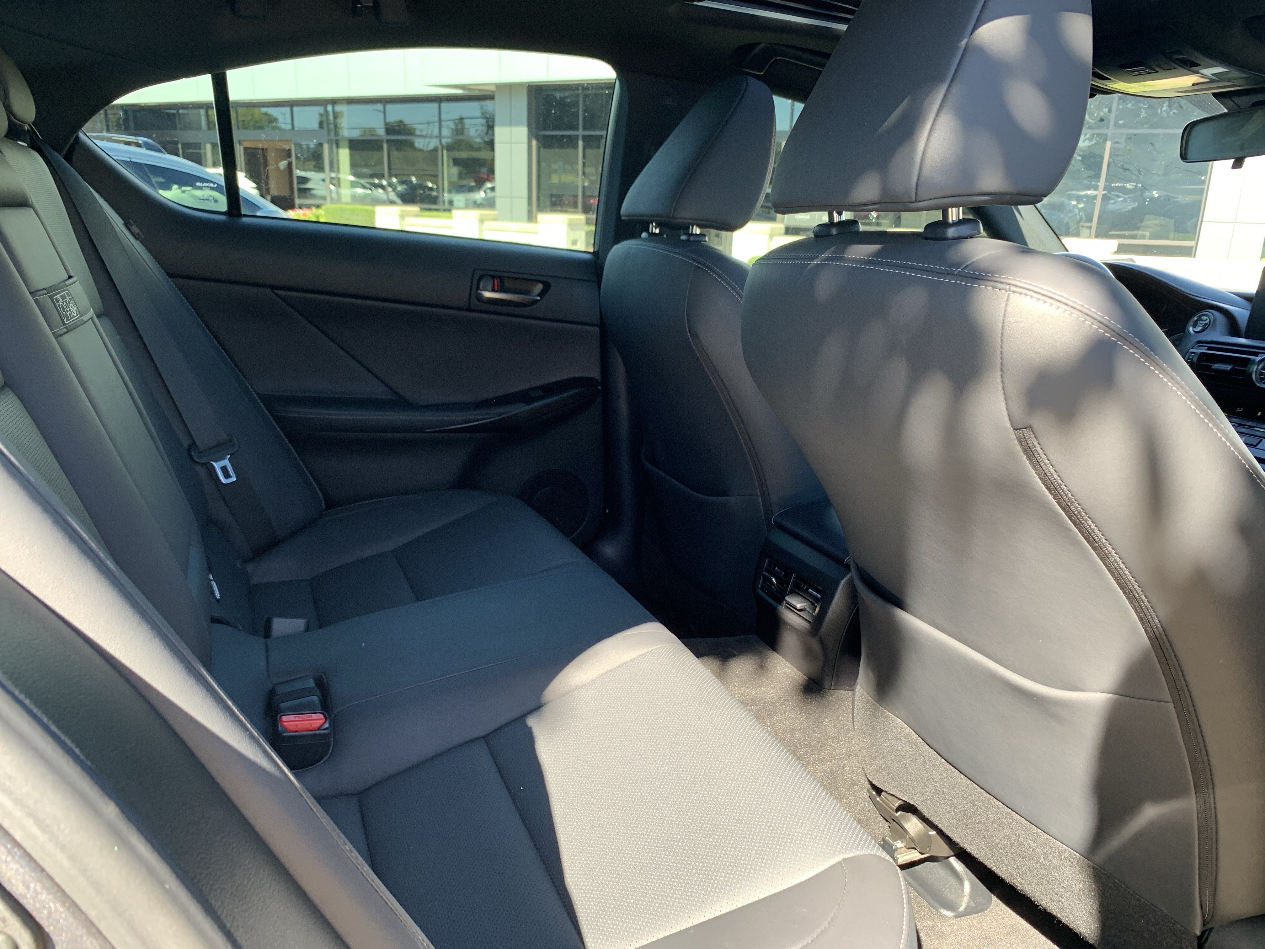Certified 2024 Lexus IS 350 F Sport RWD image 33
