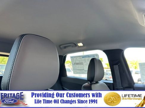 New 2025 Ford Escape SE w/ PHEV Premium Package image 17