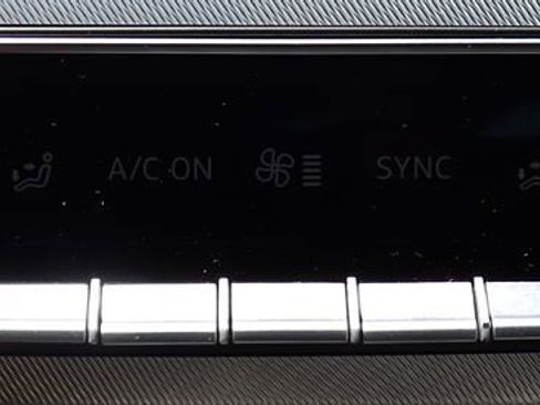 Used 2017 Audi A4 2.0T Premium w/ Convenience Package image 45