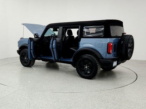 Used 2024 Ford Bronco Black Diamond image 12