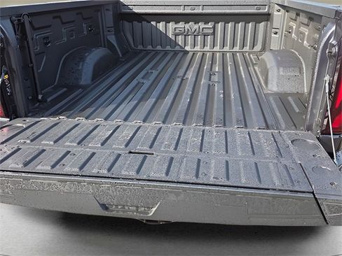 New 2025 GMC Sierra 2500 Denali Ultimate w/ Max Trailering Package image 8