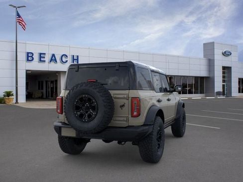 New 2026 Ford Bronco Badlands AWD/4WD image 8