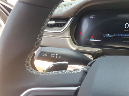 Used 2023 Jeep Grand Cherokee L Limited RWD image 27