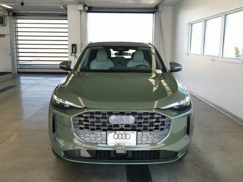 New 2025 Audi Q5 2.0T Premium Plus image 2