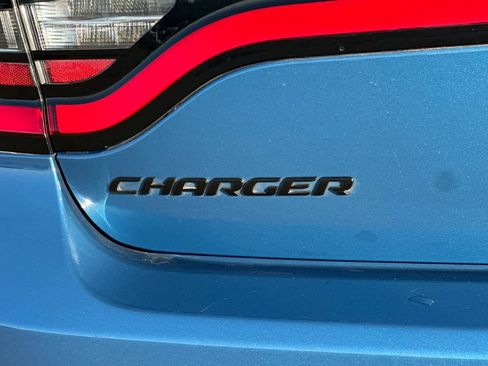 Used 2022 Dodge Charger SXT w/ Blacktop Package image 31