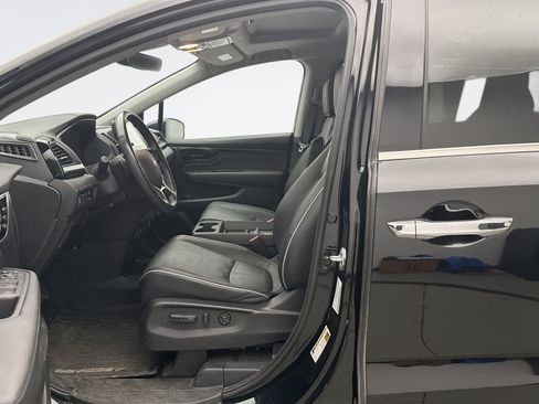 Used 2024 Honda Odyssey Elite image 8