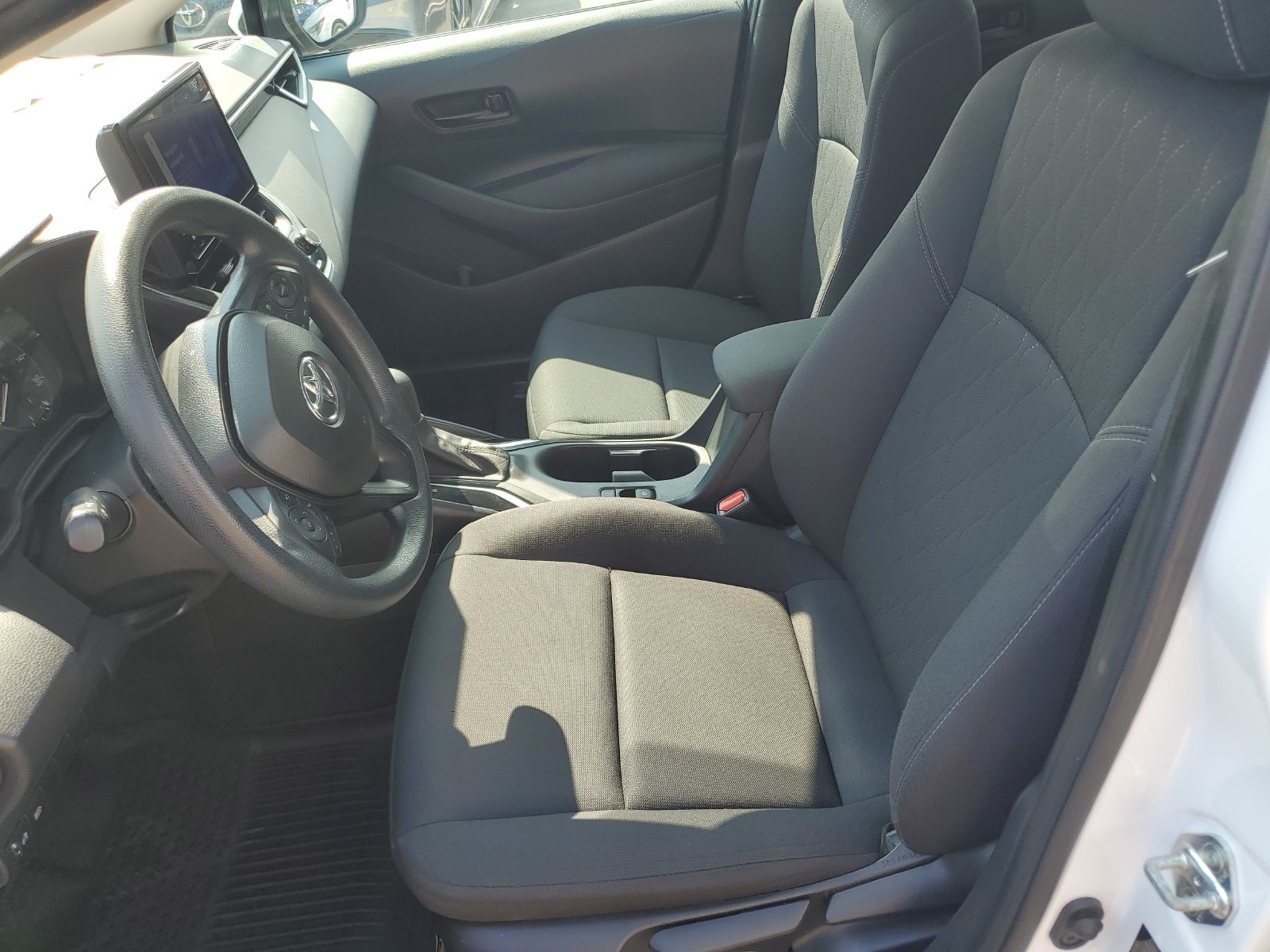 Certified 2024 Toyota Corolla LE FWD image 17