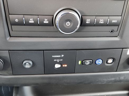 New 2025 Chevrolet Express 3500 w/ Power Convenience Package image 20