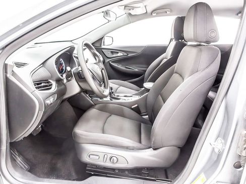 Used 2024 Chevrolet Malibu LT image 25