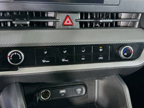 Used 2024 Kia Sportage LX image 23