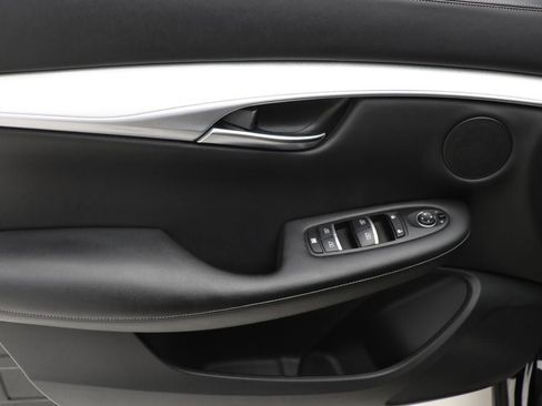 Used 2021 INFINITI QX50 Luxe w/ Appearance Package image 15