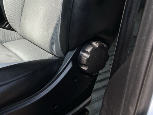 Used 2023 RAM ProMaster 2500 FWD image 19