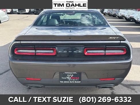 Used 2018 Dodge Challenger SRT RWD image 9