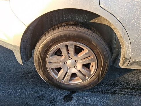 Used 2010 Ford Edge SE image 8