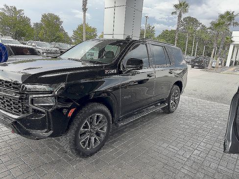 Certified 2023 Chevrolet Tahoe Z71 w/ Luxury Package AWD/4WD image 48