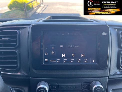 Used 2025 RAM ProMaster 3500 w/ Convenience Group image 16