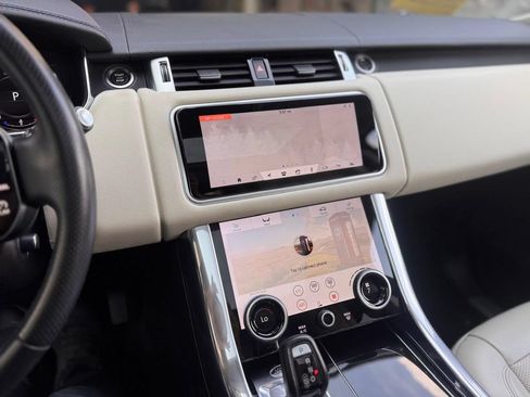 Used 2019 Land Rover Range Rover Sport HSE AWD/4WD image 16